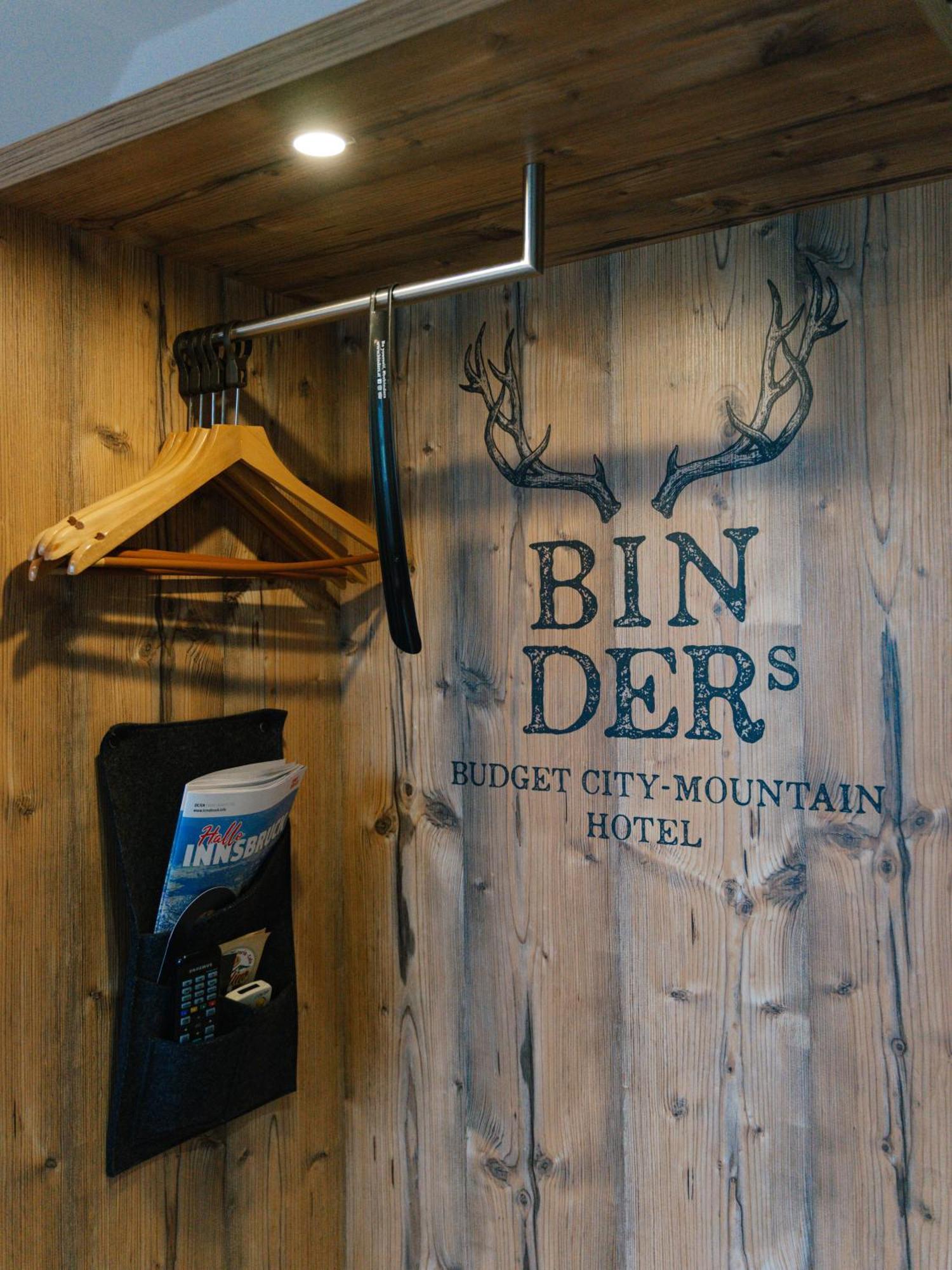 宾德斯山城经济酒店 因斯布鲁克 外观 照片
